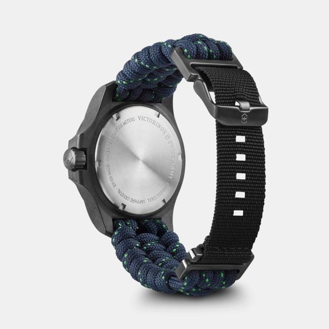 Image du produit Victorinox I.n.o.x. Carbone (Montre analogique, Swiss Made, 43 mm)