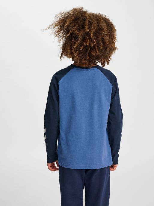 Actual product image hummel hmlJR LOGO T-SHIRT L/S (24, 25, 26, 27, 28)