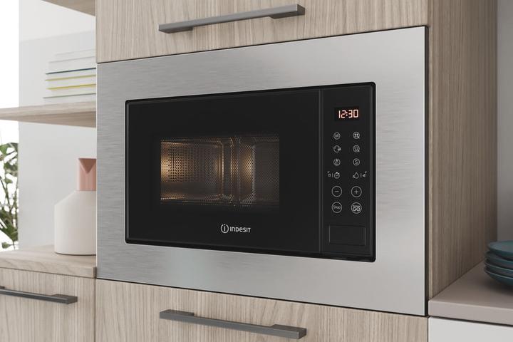 Actual product image Indesit MWI 120 GX Integrated Grill Microwave Stainless Steel (20 l)