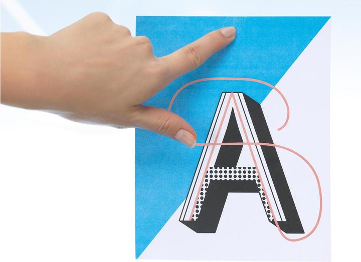 Produktbild tesa TACK doppelseitige Klebebads, transparente Klebestreifen