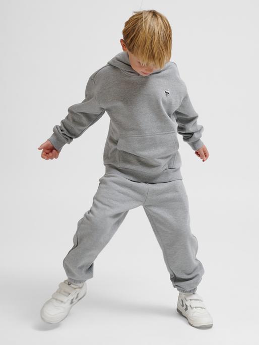 Immagine prodotto hummel Hmljr Cappuccio Loose Bee (10, 11, 12, 13, 14, 15, 16)