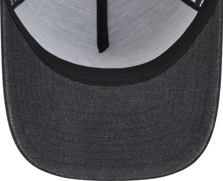 Actual product image New Era A-Frame Trucker Linen Cap New York Yankees black (One size)