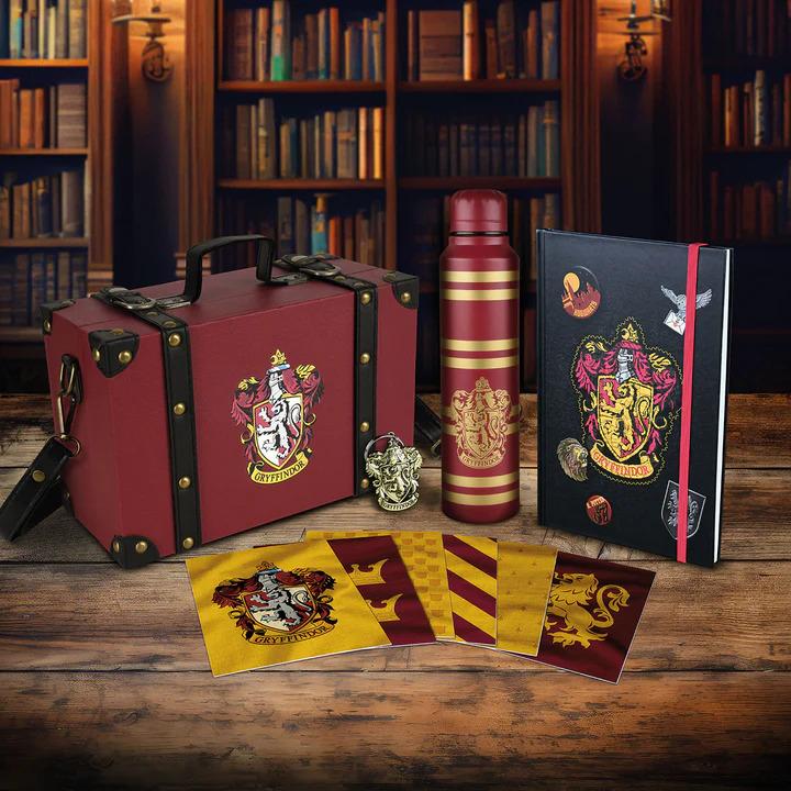 Actual product image Pyramid Harry Potter Premium Gift Box Colourful Crest Gryffindor