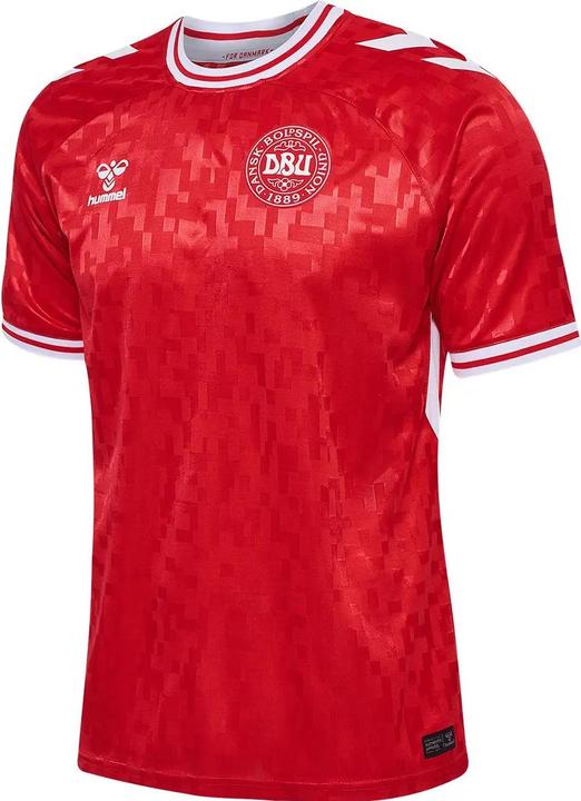 Actual product image hummel Denmark (M)