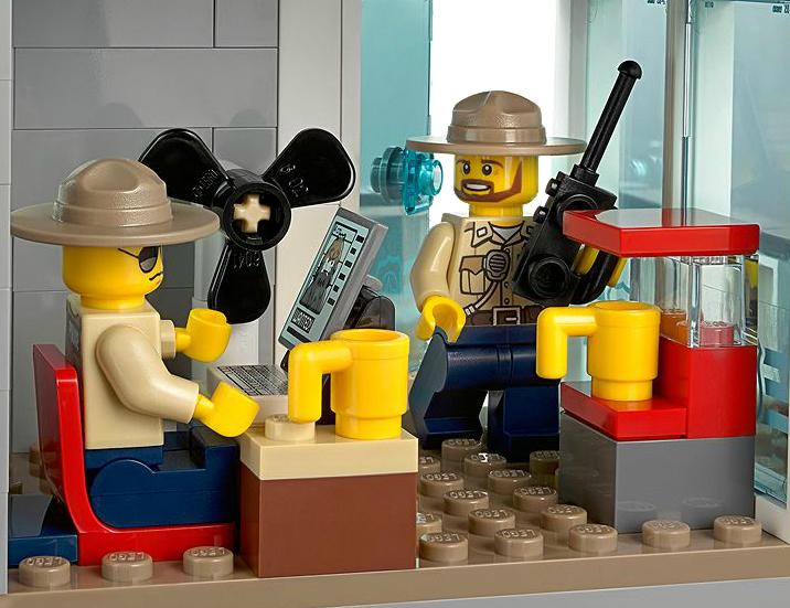 Produktbild LEGO Polizeiwache im Sumpf (60069, LEGO City)