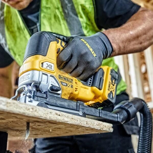 Actual product image DeWalt DCS334N-XJ