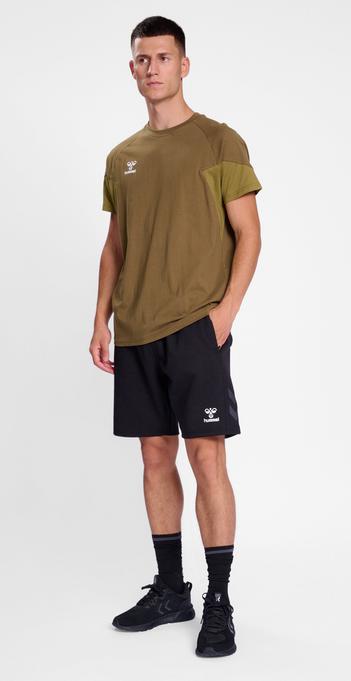 Actual product image hummel Hmltravel Shorts (M)