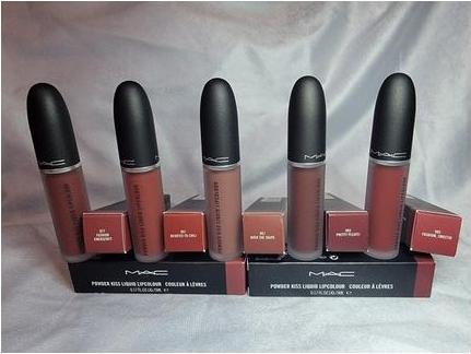 Immagine prodotto MAC Cosmetics Polvere Bacio Liquido (993 Pieghe graziose)