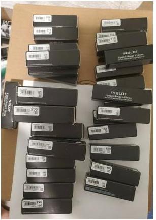 Image du produit Inglot Rouge à lèvres 215