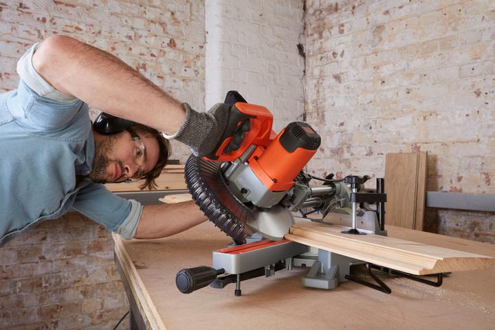 Produktbild Black & Decker BLACK&DECKER BES700-QS
