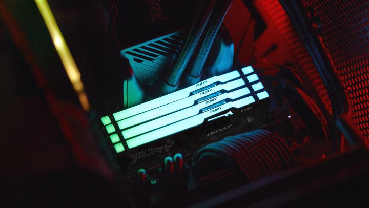 Produktbild Kingston FURY Beast RGB (2 x 32GB, 5200 MHz, DDR5-RAM, DIMM)