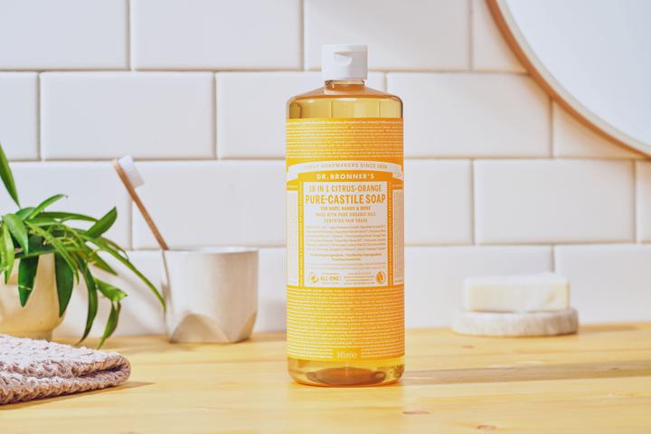 Actual product image Dr. Bronner's 18-in-1 Citrus-Orange (Liquid soap, 945 ml)