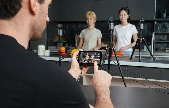 Actual product image Obsbot Talent Videoüberwachung, Videomischer, Audiomischer, Grafik- und Video-Einspieler und Streami