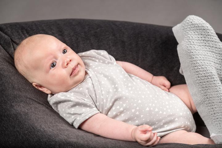 Actual product image Zewi Wrap-around bodysuit short sleeve (44)