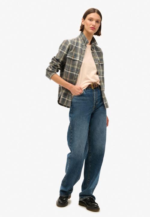 Actual product image Superdry ' t-hirt uperdry eential logo lub (S)