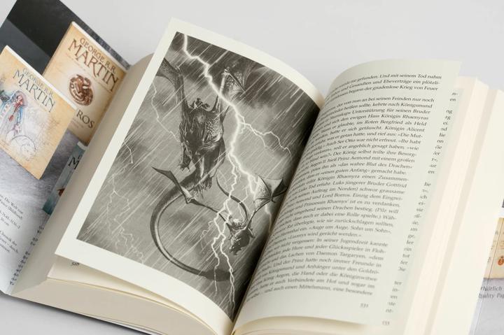 Actual product image Feuer und Blut - Erstes Buch (German, George R.R. Martin, 2022)