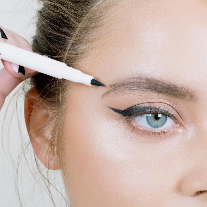 Actual product image Lashfood Chamomile Makeup Eraser Pen 1 ml (Cleansing lotion, 1 ml)