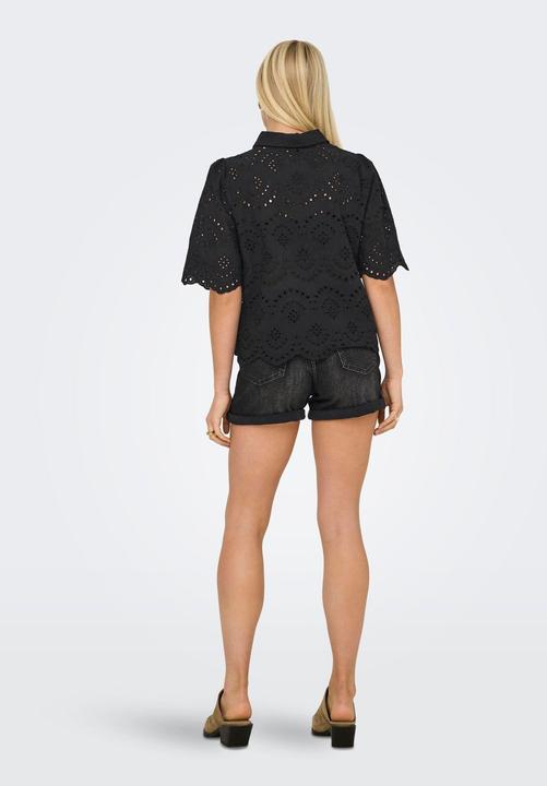 Actual product image Only Onlvalais S/S Shirt Wvn (S)