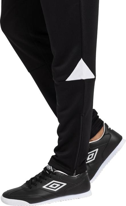 Produktbild Umbro Total Jogginghosen Training (M)