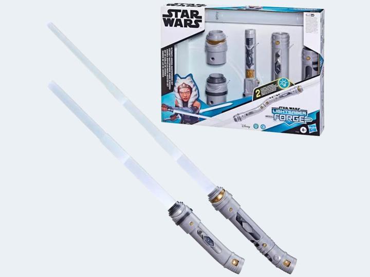 Produktbild Hasbro Lightsaber Forge Ahsoka Doppelklingen Meister Set