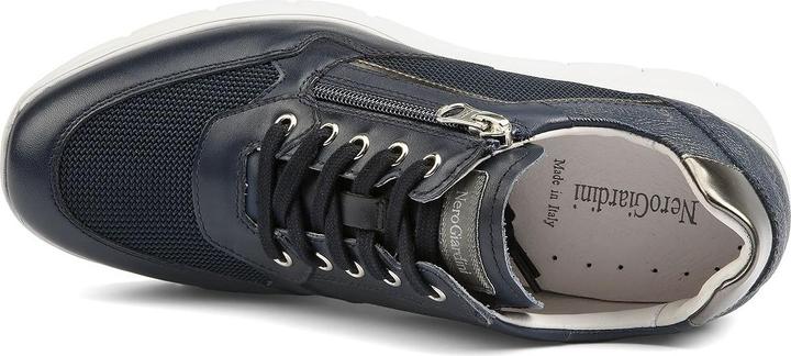 Actual product image Nero Giardini Agosta (38)