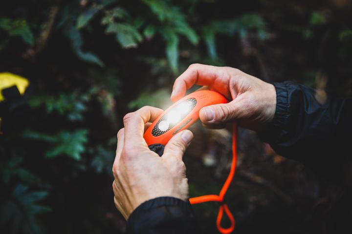 Actual product image knog. Bilby Fluoro Orange (400 lm)