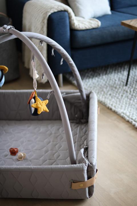 Immagine prodotto Filibabba Aktivitätsnest - Weiches Quilt Dark Grey