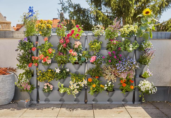 Produktbild Gardena NatureUp! Bewässerungsset Ecke Wasserhahn (Tropfbewässerung Set)