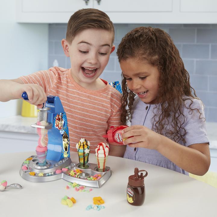 Actual product image Play-Doh Drizzy ice cream machine with toppings