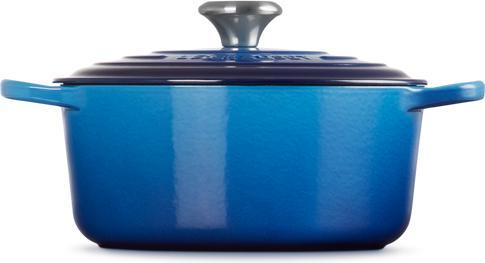 Actual product image Le Creuset Signature (24 cm, Casserole + Stewpot, Enamel)