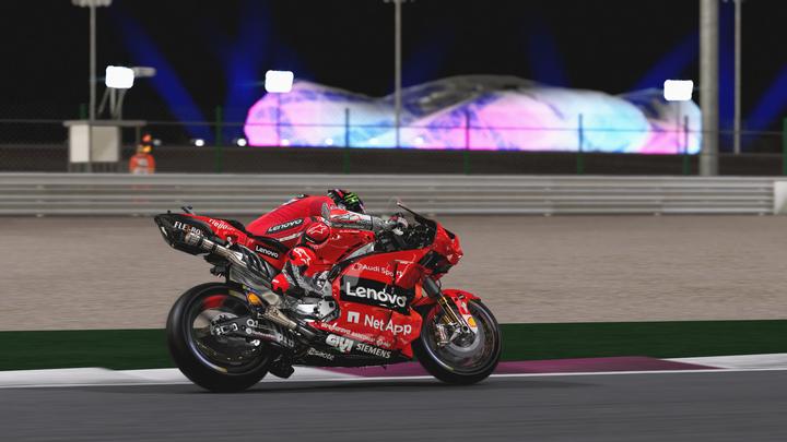 Produktbild Plaion MotoGP 22 (kh4) (Switch Lite, Switch OLED, Switch)