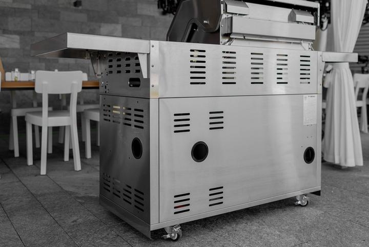 Actual product image BBQ Master XL Premium - Stainless Steel Gas Grill (12.80 kW)