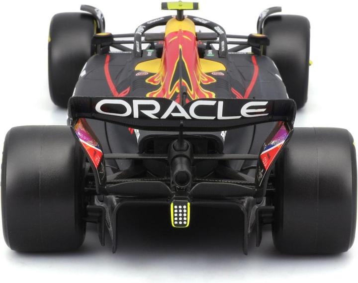 Produktbild Bburago Red Bull F1 RB19 mit Figur 1/24 Pérez