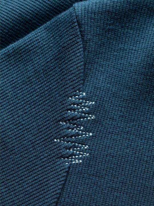Actual product image Chillaz Women's Pag Longsleeve (42, XL)