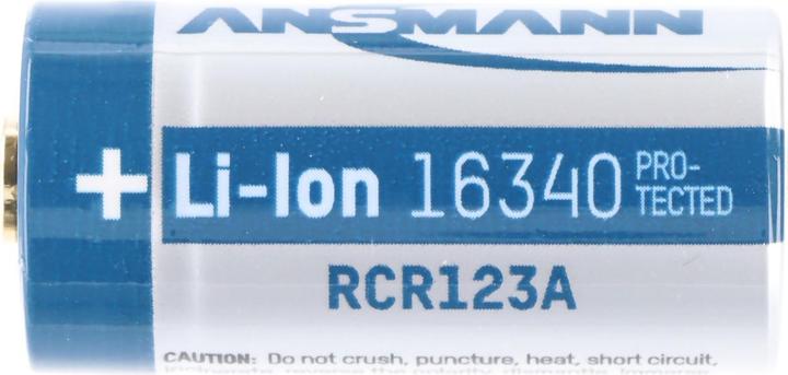 Actual product image Fenix LCD-Schnell-Ladegerät (1 pcs., CR123A, 700 mAh, Battery + charger)