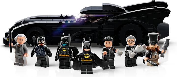 Produktbild LEGO Bathöhle Schaukasten (76252, LEGO DC, LEGO Seltene Sets)