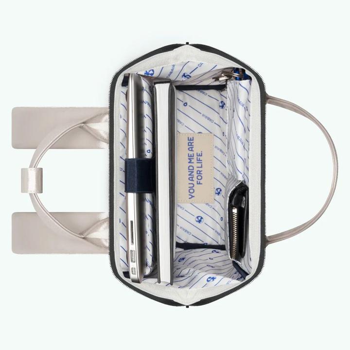 Actual product image Cabaia Adventurer S (12 l)