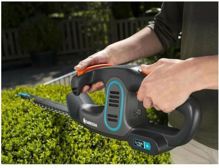 Produktbild Gardena Akku EasyCut Li (Akkubetrieb)