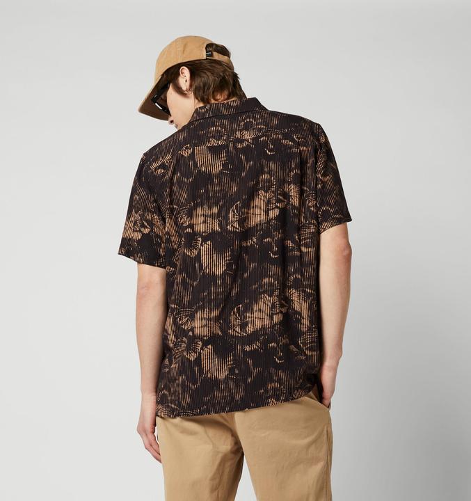 Actual product image Mystic Habitat shirt (XL)
