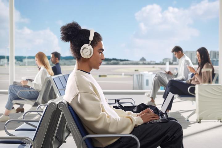 Actual product image soundcore Space One Pro (ANC, 40 h, Wireless, Cable)