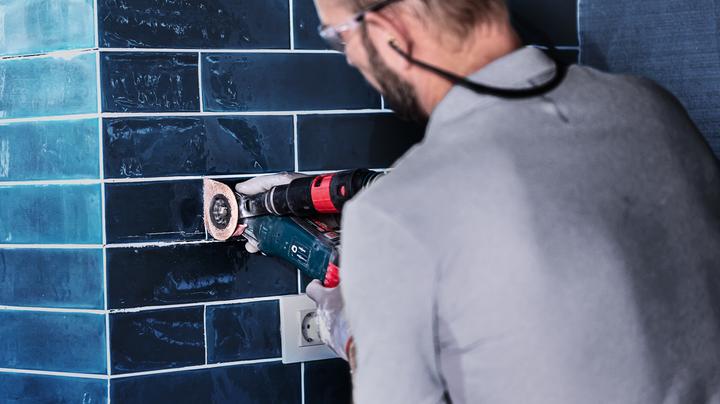 Produktbild Bosch Professional Zubehör EXPERT 3 max AVZ 70 RT4 Platte zum Entfernen von Fugen für Multifunktionswerkzeuge, 70 mm, 10 Stück (P40)