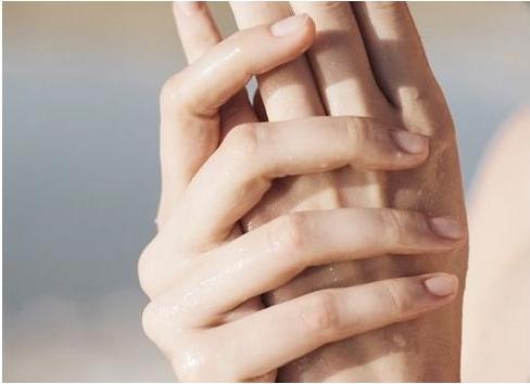 Image du produit Ahava Superfood Smoothing Hand Cream "Kale & Turmeric" - Crème pour les mains lissante et nourrissante (100 ml)