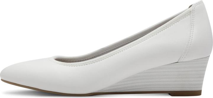 Actual product image Tamaris Wedge pumps (40)