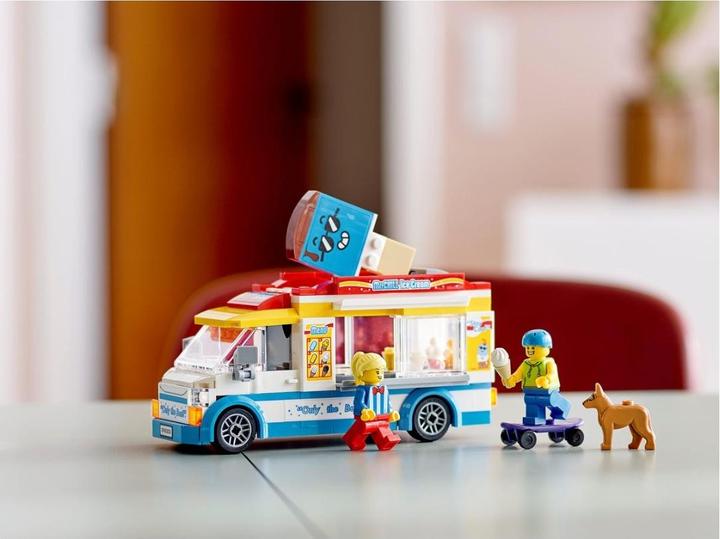 Actual product image LEGO Ice cream van (60253, LEGO City)