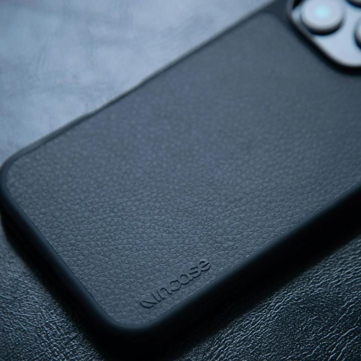 Actual product image Incase ICON Case for MagSafe for iPhone 16 - Obsidian Pebbled Plant Leather (Apple iPhone 16)