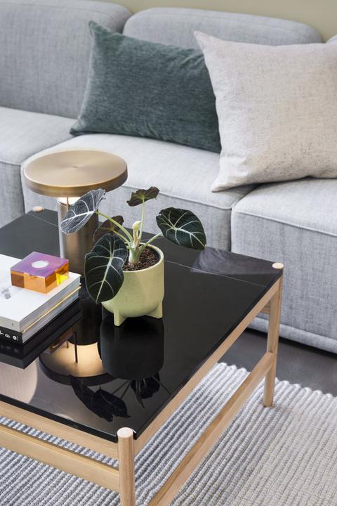 Actual product image Hübsch Raw Coffee Table Black/Natural (80 x 80 x 45 cm)