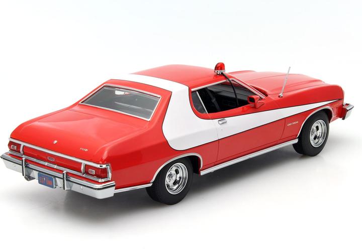 Actual product image Greenlight Collectibles 1976 Ford Gran Torino