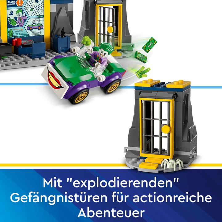 Actual product image LEGO Batcave with Batman, Batgirl and Joker (76272)