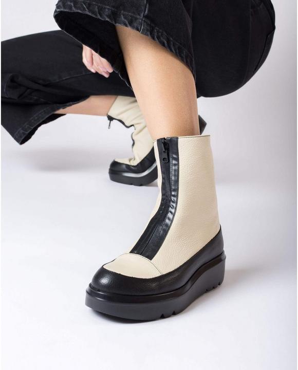 Actual product image Wonders Livia (41)