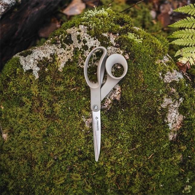 Actual product image Fiskars ReNew large universal scissors (25 cm) 1062542 (25 cm)